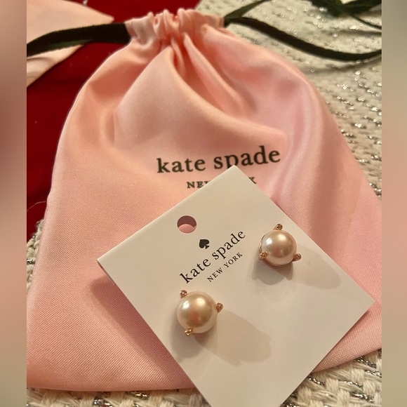 NWT! Authentic ♠️ kate spade earrings. Golden rose & blush pearl + Gift wrap! - Picture 6 of 16